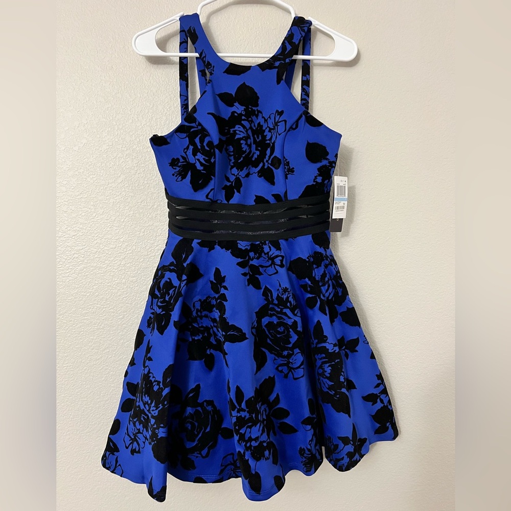 NWT City Studio Royal Blue and Black Floral Fit-and-Flare Dress Womens Size 5